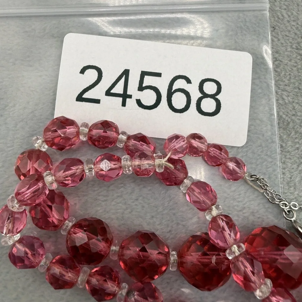 Vintage Glass Beaded Necklace Pink Faceted‎  16